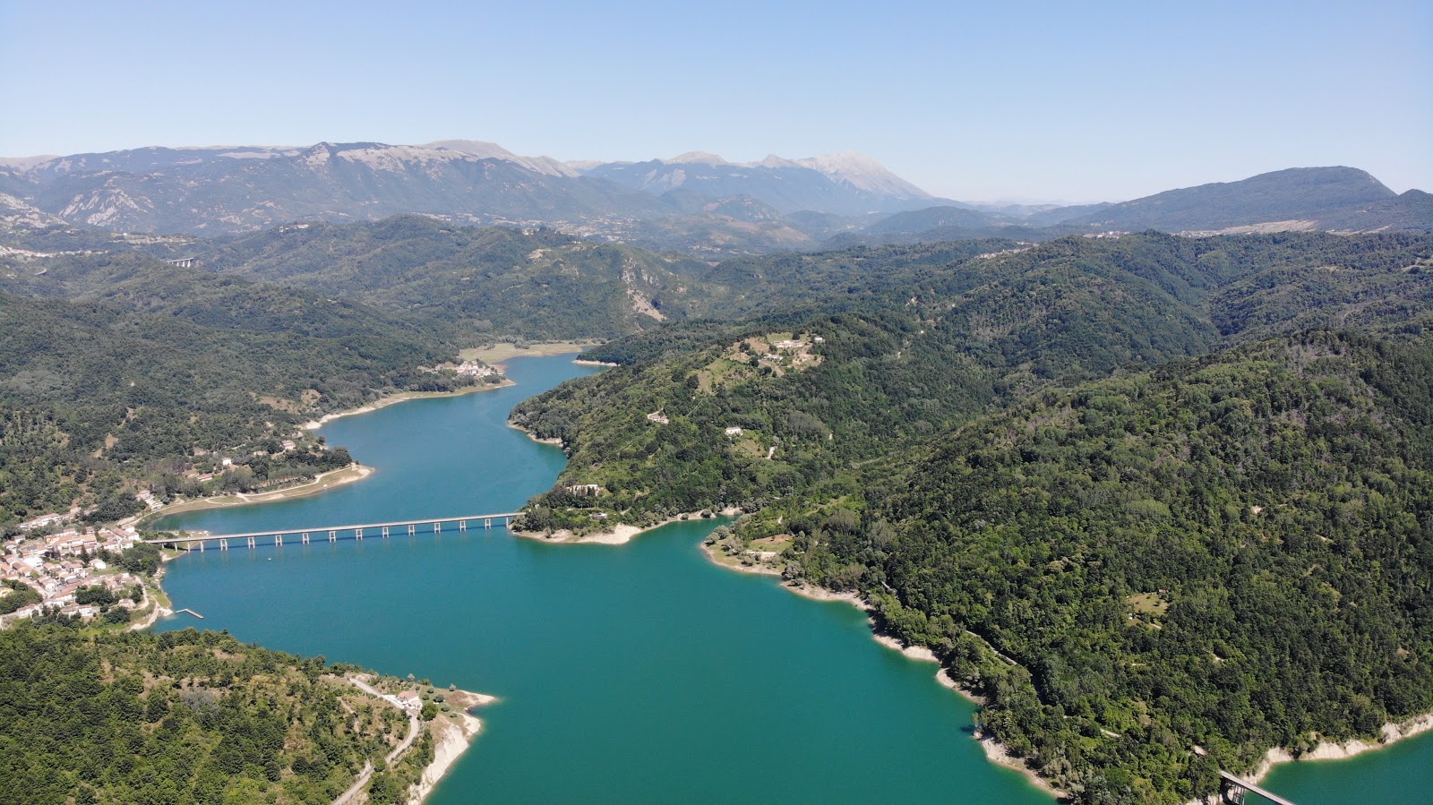 Lago del Salto - Spiaggia Lacuale "La Mola"